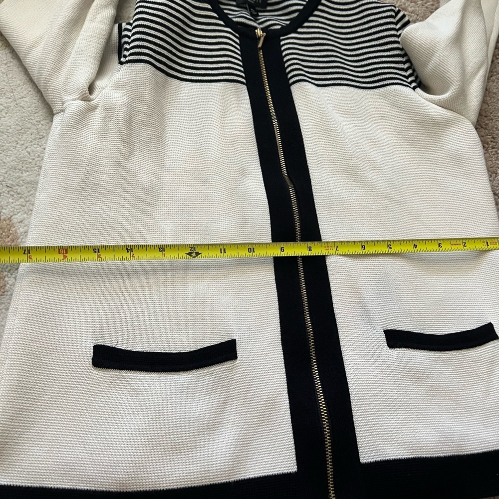 Talbots French black and white line cardigan usa Medium petite - Picture 11 of 12